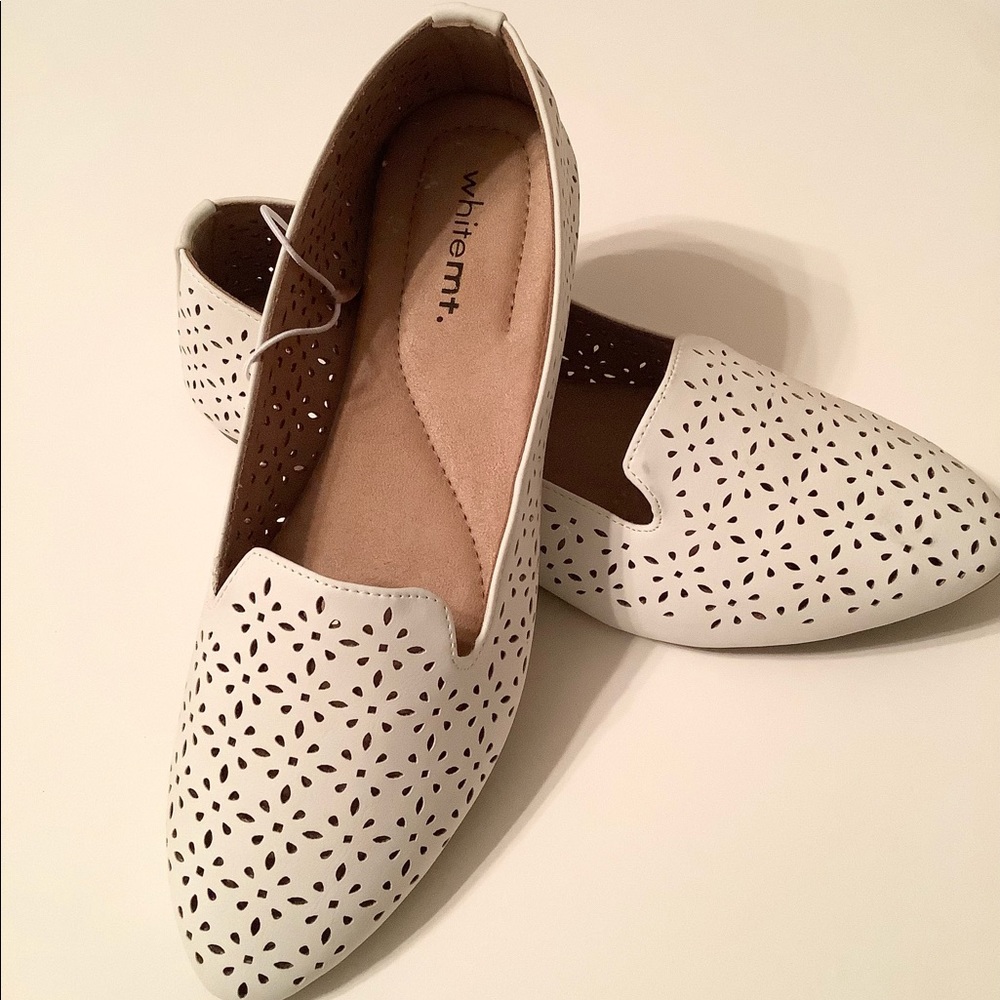 Women’s flat shoe